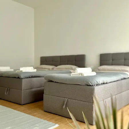 Wohlfuehl-apartment Mit Gemuetlicher Terrasse * Hannover