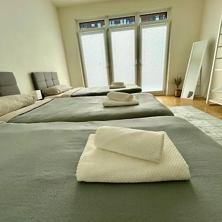Wohlfuehl-apartment Mit Gemuetlicher Terrasse Apartment *
