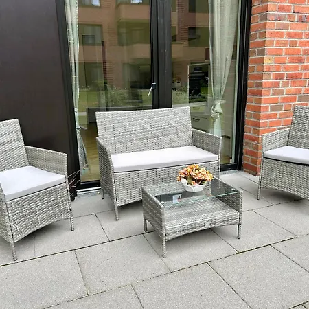 Wohlfuehl-apartment Mit Gemuetlicher Terrasse Apartment Hannover